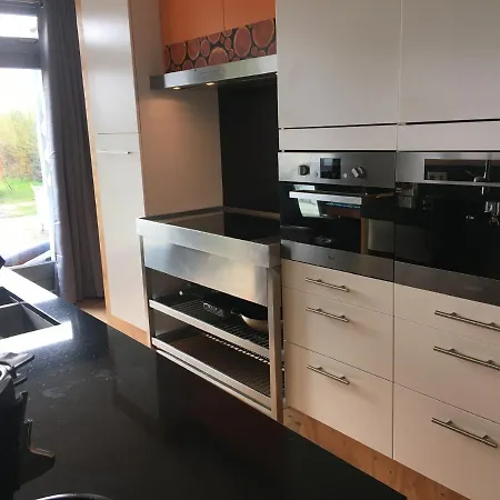 Vakantiehuis Met Verwarmd Prive Zwembad, Jacuzzi En Sauna Holiday home *